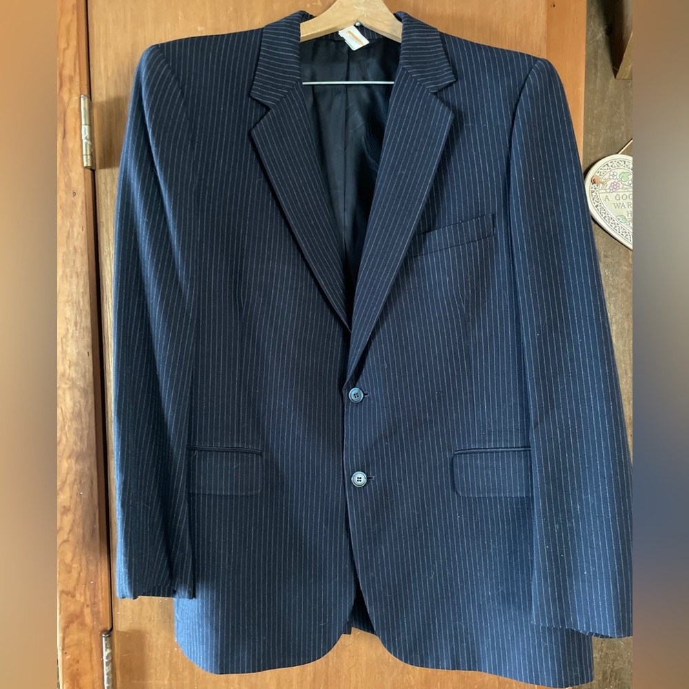 Men’s Vintage Jordache Black Pinstripe Wool 2 Piece Suit